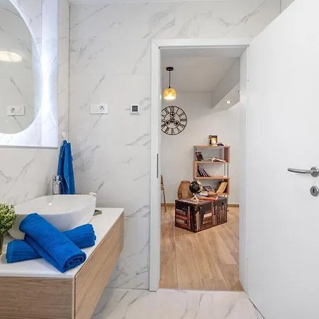 House Seaside Magnolias * Pirovac