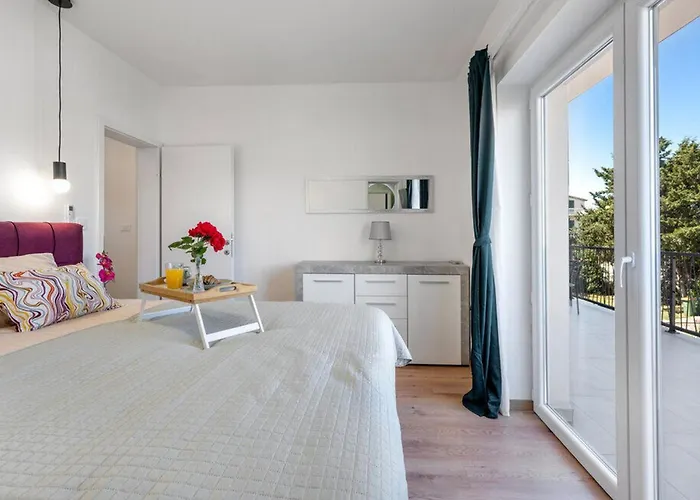 House Seaside Magnolias * Pirovac