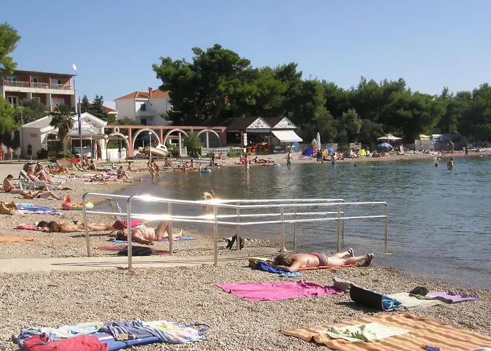 House Seaside Magnolias Pirovac